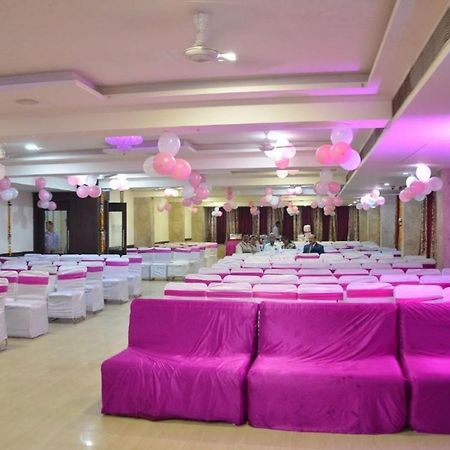 Hotel Radiance Gwalior Eksteriør billede